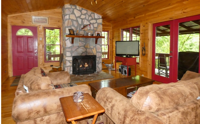 8235 Tails Creek Road Ellijay, GA 30540 - Photo 3 of 46 Additional View