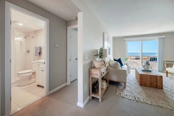 $3,000 | 151 Ocean Road, Unit 10, Narragansett, RI 02882