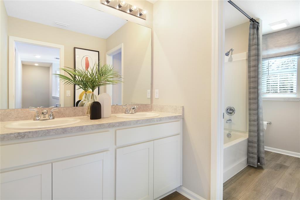 5331 Spring Maiden Circle Apollo Beach, FL 33572 - Photo 19 of 29