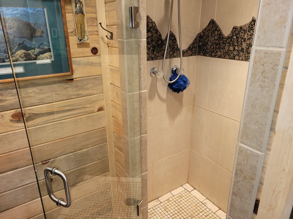 1511 West Mountain Road Cascade, ID 83611 - Photo 24 of 45