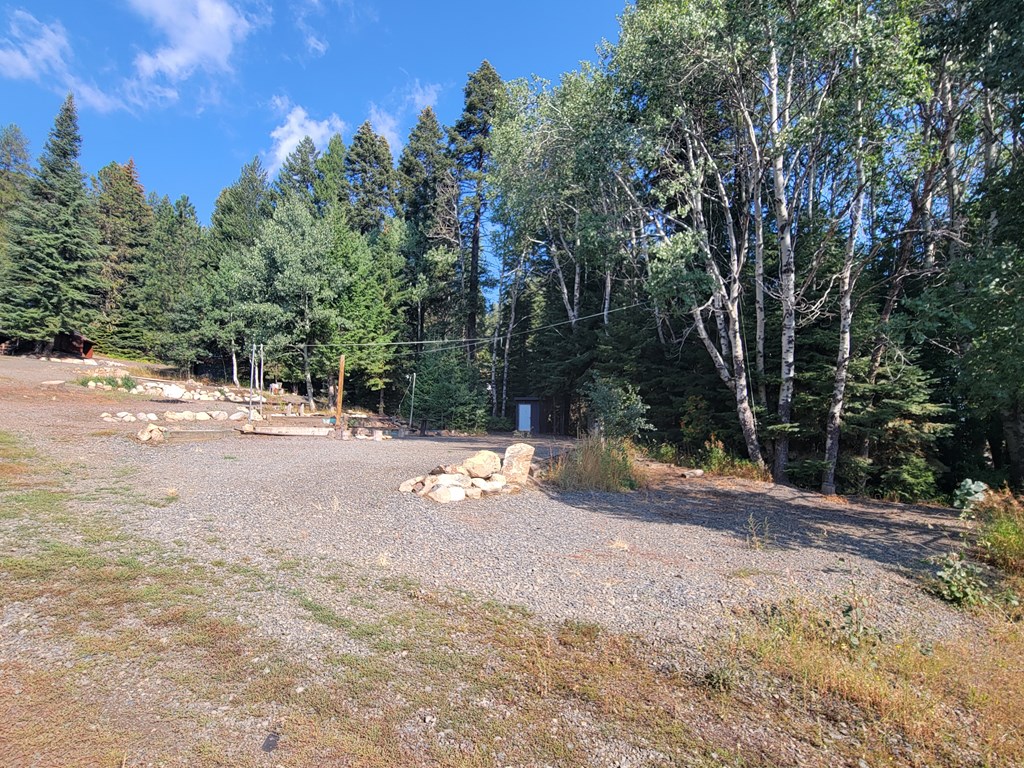1511 West Mountain Road Cascade, ID 83611 - Photo 5 of 45 4 level RV spots