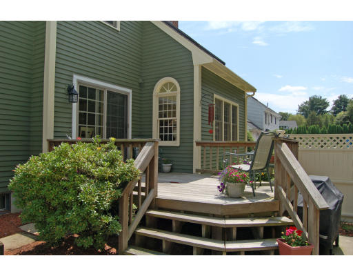 9 Carroll Manor Road Grafton, MA 01536 - Photo 23 of 28 Gallery Image 23
