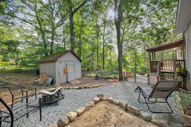 $399,000 | 150 Walnut Road, Lake Peekskill, NY 10537