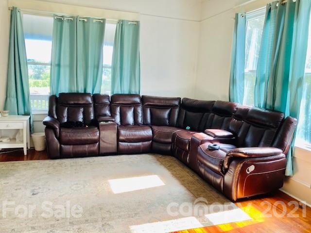 233 Blue Ridge Street Marion, NC 28752 - Photo 13 of 21 Gallery Image 13