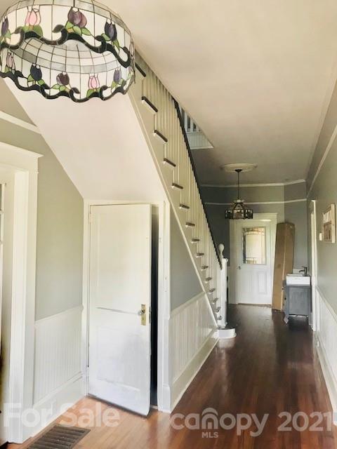 233 Blue Ridge Street Marion, NC 28752 - Photo 8 of 21 Gallery Image 8