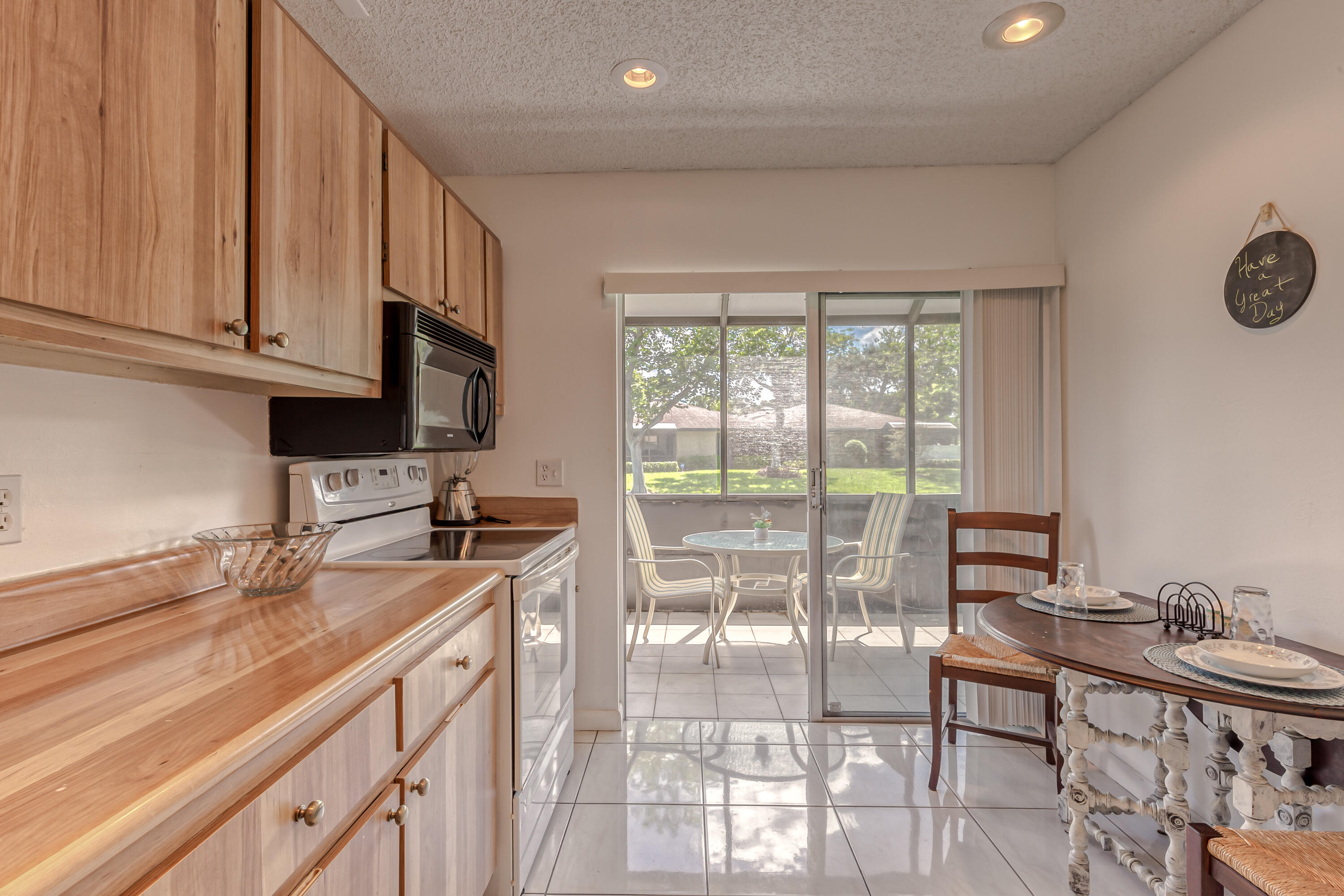 8916 Rheims Road Boca Raton, FL 33496 - Photo 10 of 31 KITCHEN