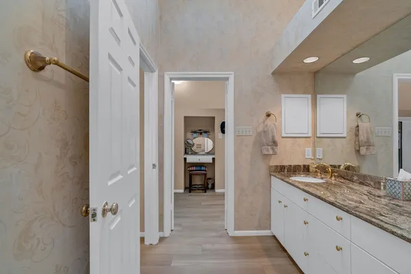 $400,000 | 5084 Augusta Street, Houston, TX 77007