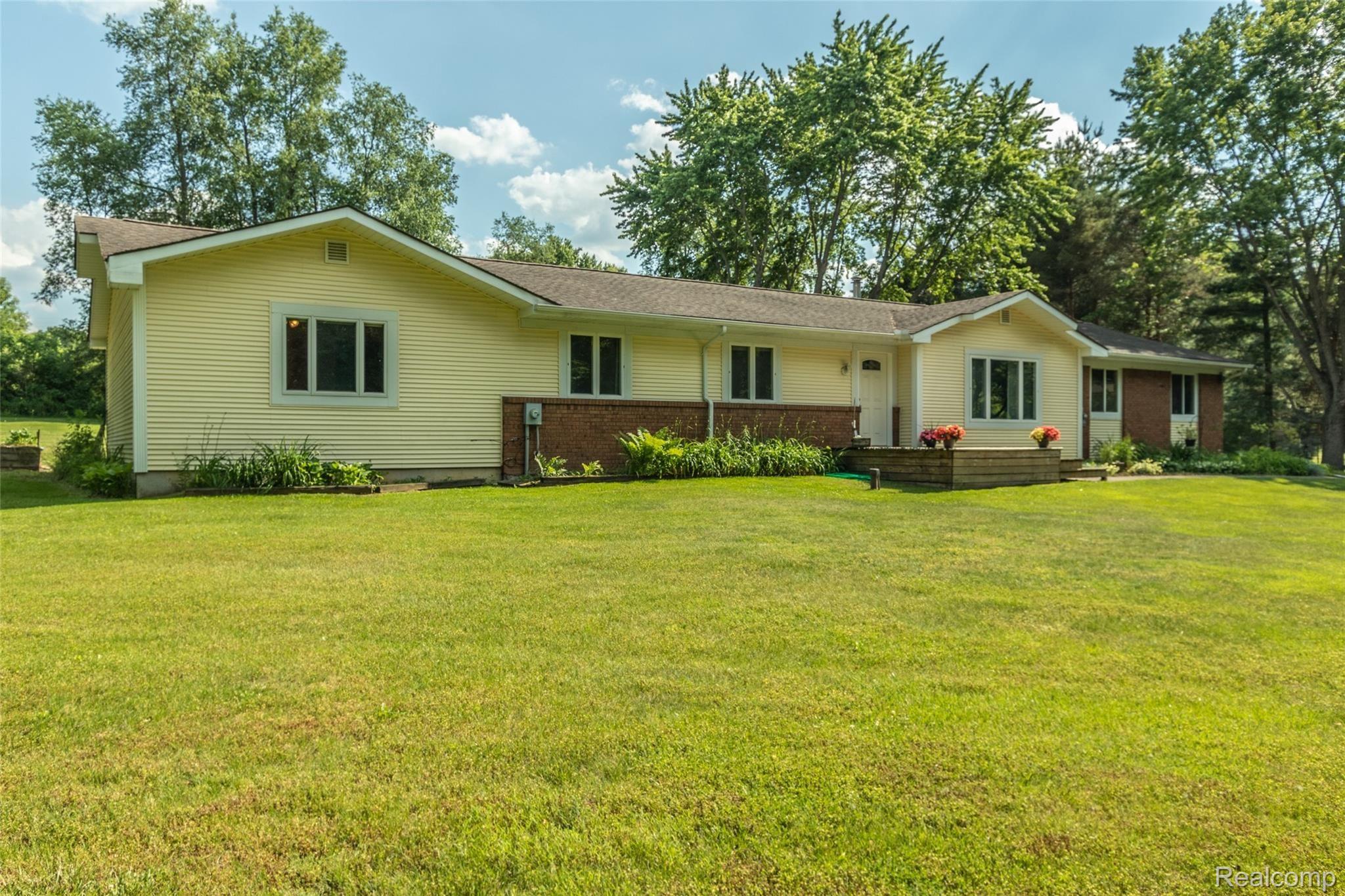 1500 East Rattalee Lake Road Holly, MI 48442 - Photo 1 of 62 20210611_1500 E Rattalee Lake Rd_004.jpg
