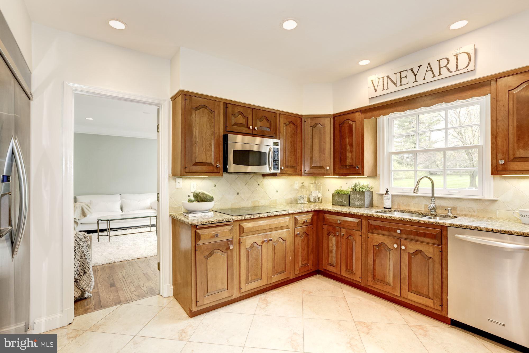 12312 Beall Spring Road Potomac, MD 20854 - Photo 11 of 24 Kitchen