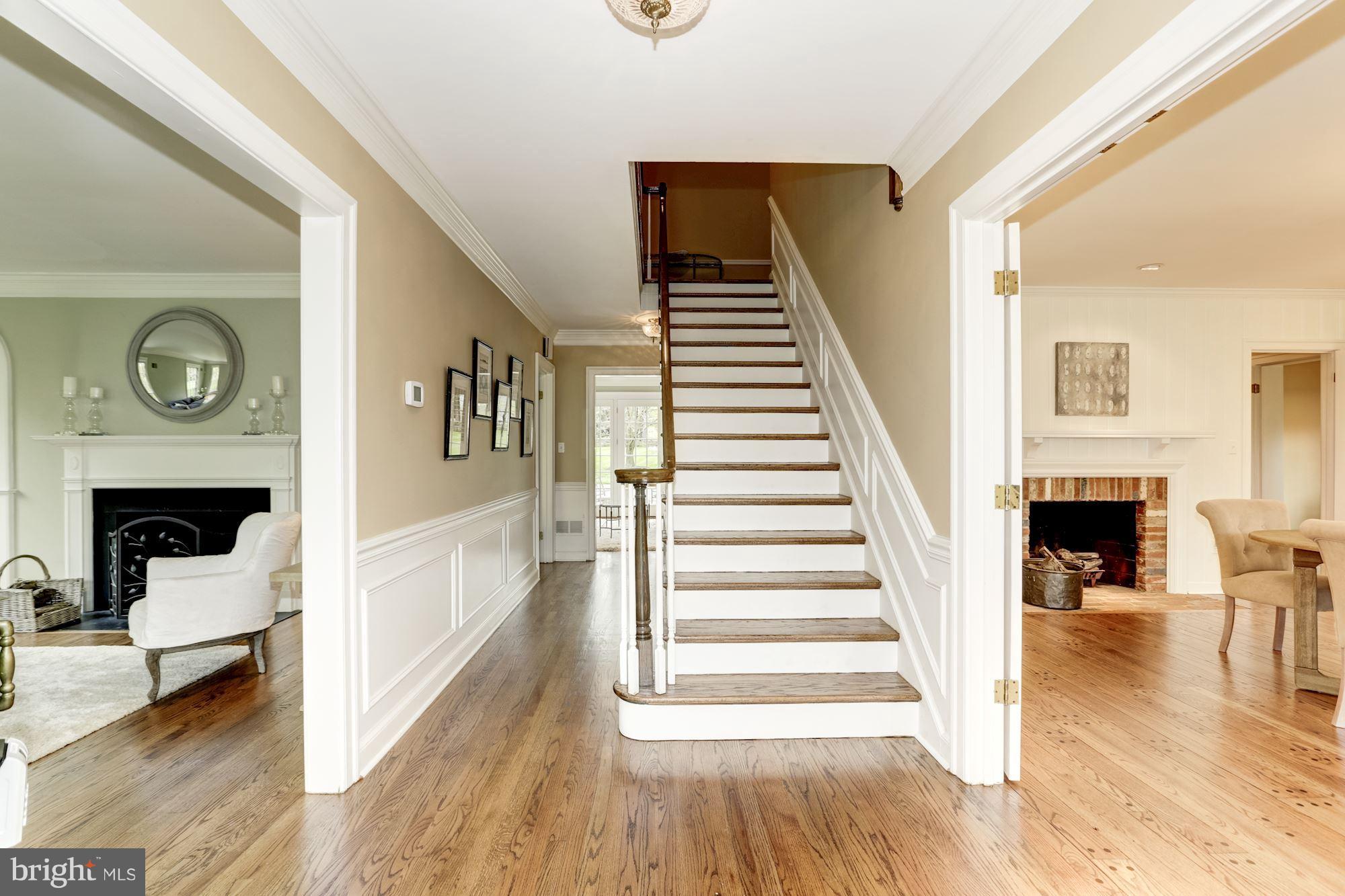 12312 Beall Spring Road Potomac, MD 20854 - Photo 4 of 24 Interior (General)