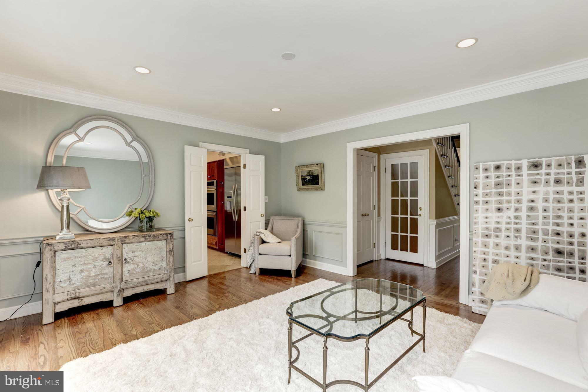 12312 Beall Spring Road Potomac, MD 20854 - Photo 10 of 24 Family Room