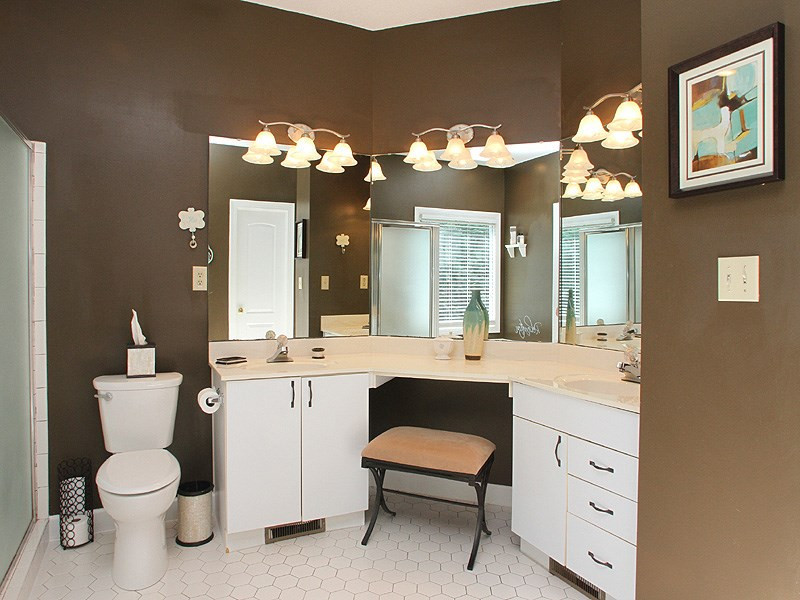 4109 Starboard Court Raleigh, NC 27613 - Photo 11 of 25 Master Bathroom