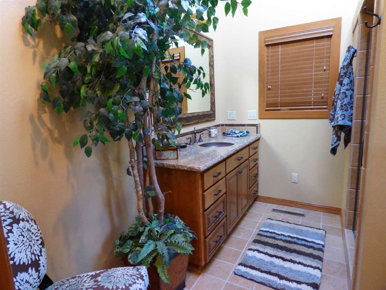 2202 Fort Jones Road Yreka, CA 96097 - Photo 13 of 27 Gallery Image 13