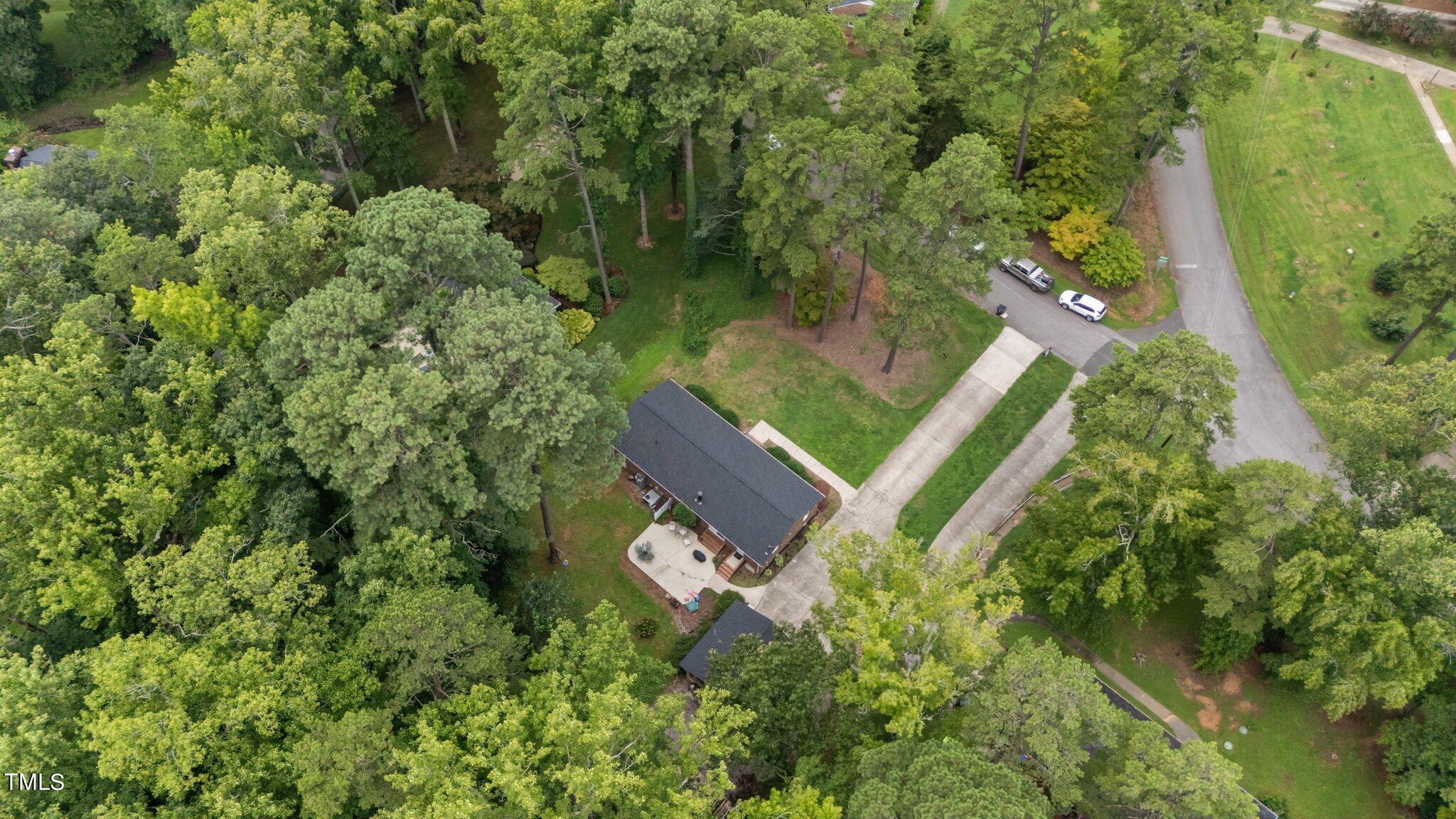 1707 Wendover Road Henderson, NC 27536 - Photo 39 of 43 41-web-or-mls-DJI_20240726130725_0853_D