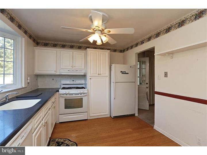 1202 Greenhill Road Flourtown, PA 19031 - Photo 2 of 25