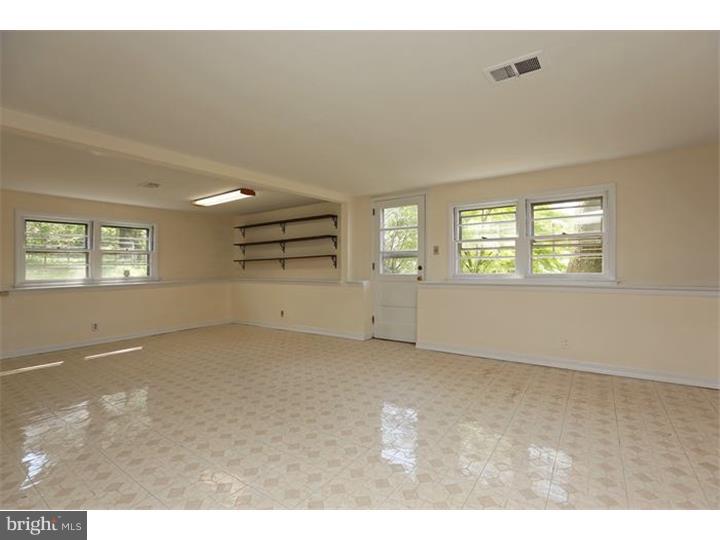 1202 Greenhill Road Flourtown, PA 19031 - Photo 15 of 25
