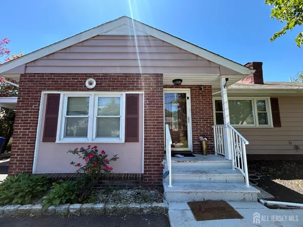 $4,000 | 869 Gates Avenue, Piscataway, NJ 08854