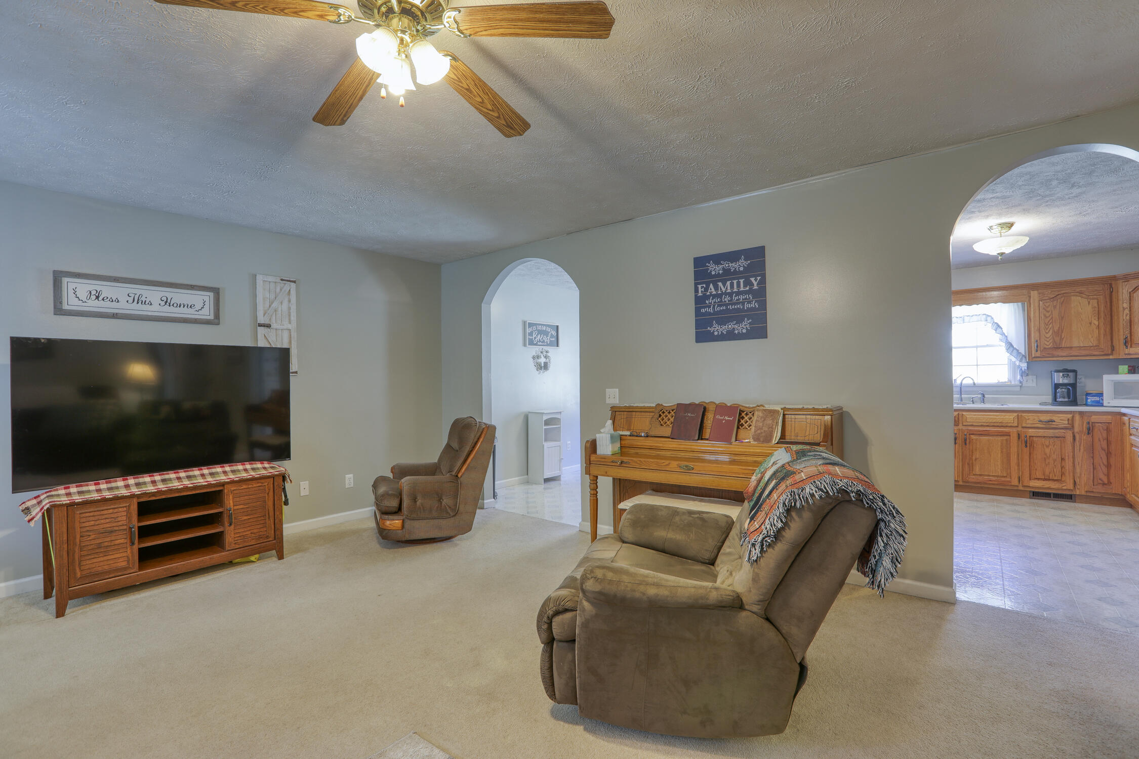 375 East Pumpkin Valley Road Eidson, TN 37731 - Photo 39 of 53 CBJ. 375 E Pumpkin Valley. Eidson MLSb