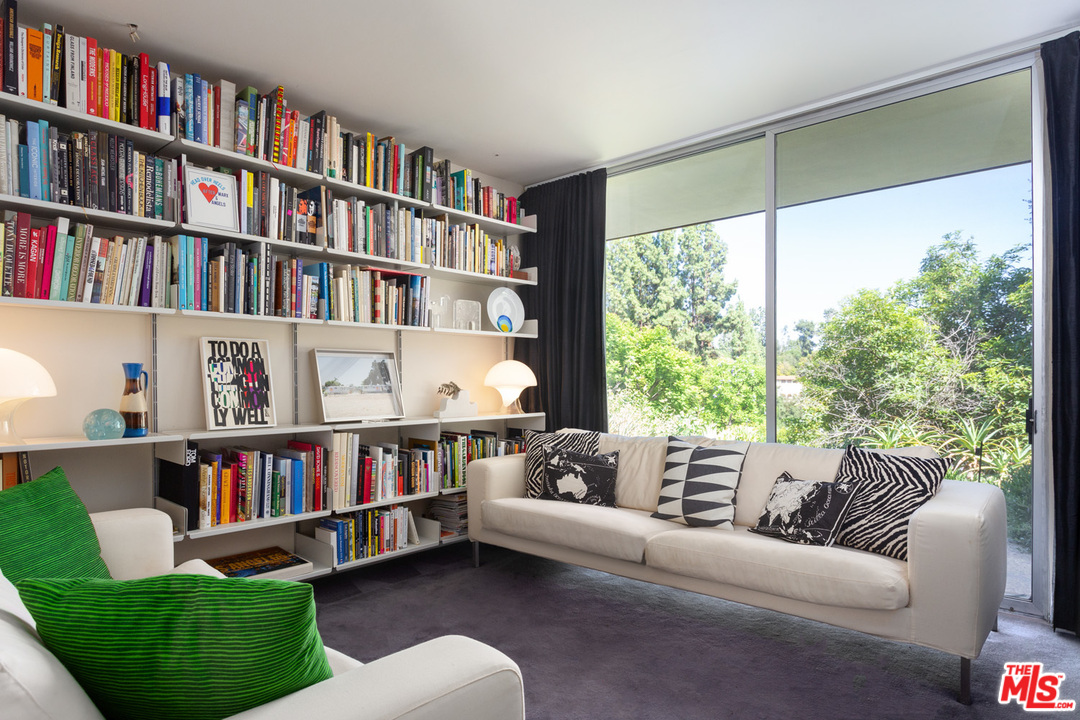 1160 Chateau Road Pasadena, CA 91105 - Photo 20 of 37