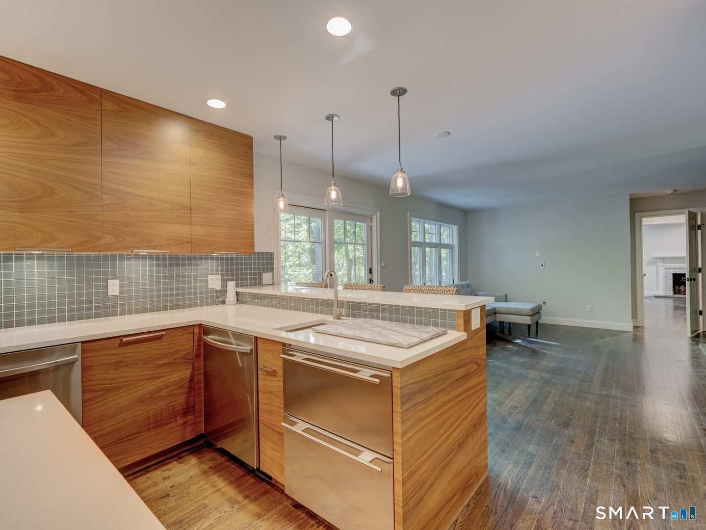 198 Summer Hill Road Madison, CT 06443 - Photo 7 of 22
