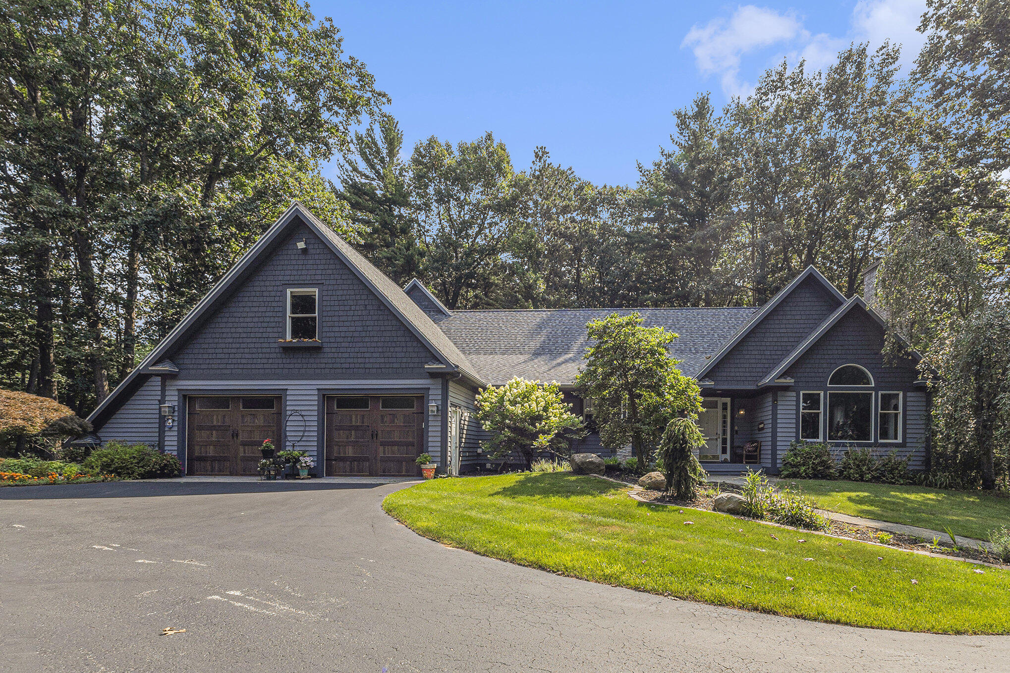 5512 West Oak Ridge Road Ludington, MI 49431 - Photo 2 of 50 _42a9102_210