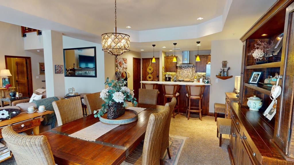 616 North 3rd Street, Unit 211 McCall, ID 83638 - Photo 15 of 44 Dining / Kitchen