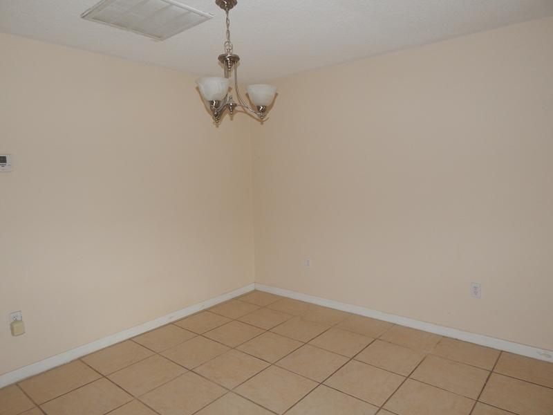 1229 George Street Sebastian, FL 32958 - Photo 5 of 15 Gallery Image 5