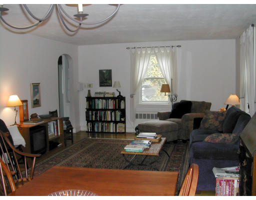 181 Winslow Road Newton, MA 02468 - Photo 3 of 4