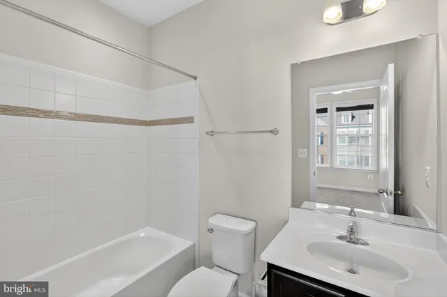 $3,150 | 9072 Fox Stream Way, Upper Marlboro, MD 20772