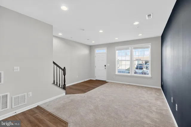 $3,150 | 9072 Fox Stream Way, Upper Marlboro, MD 20772