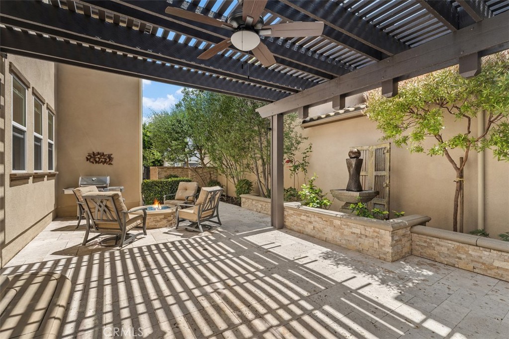20 Old Mission Road Aliso Viejo, CA 92656 - Photo 25 of 35 a view of a patio with table and chairs and potted plants