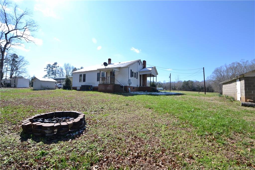 1495 Liberty Road Gold Hill, NC 28071 - Photo 4 of 24 Gallery Image 4