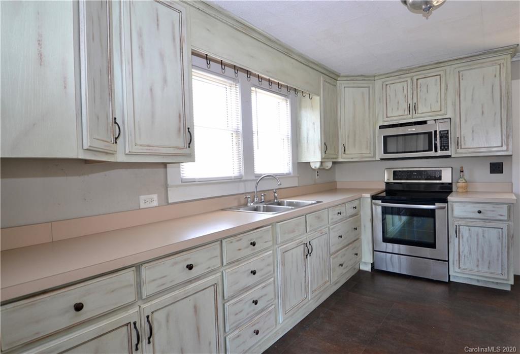 1495 Liberty Road Gold Hill, NC 28071 - Photo 10 of 24 Gallery Image 10