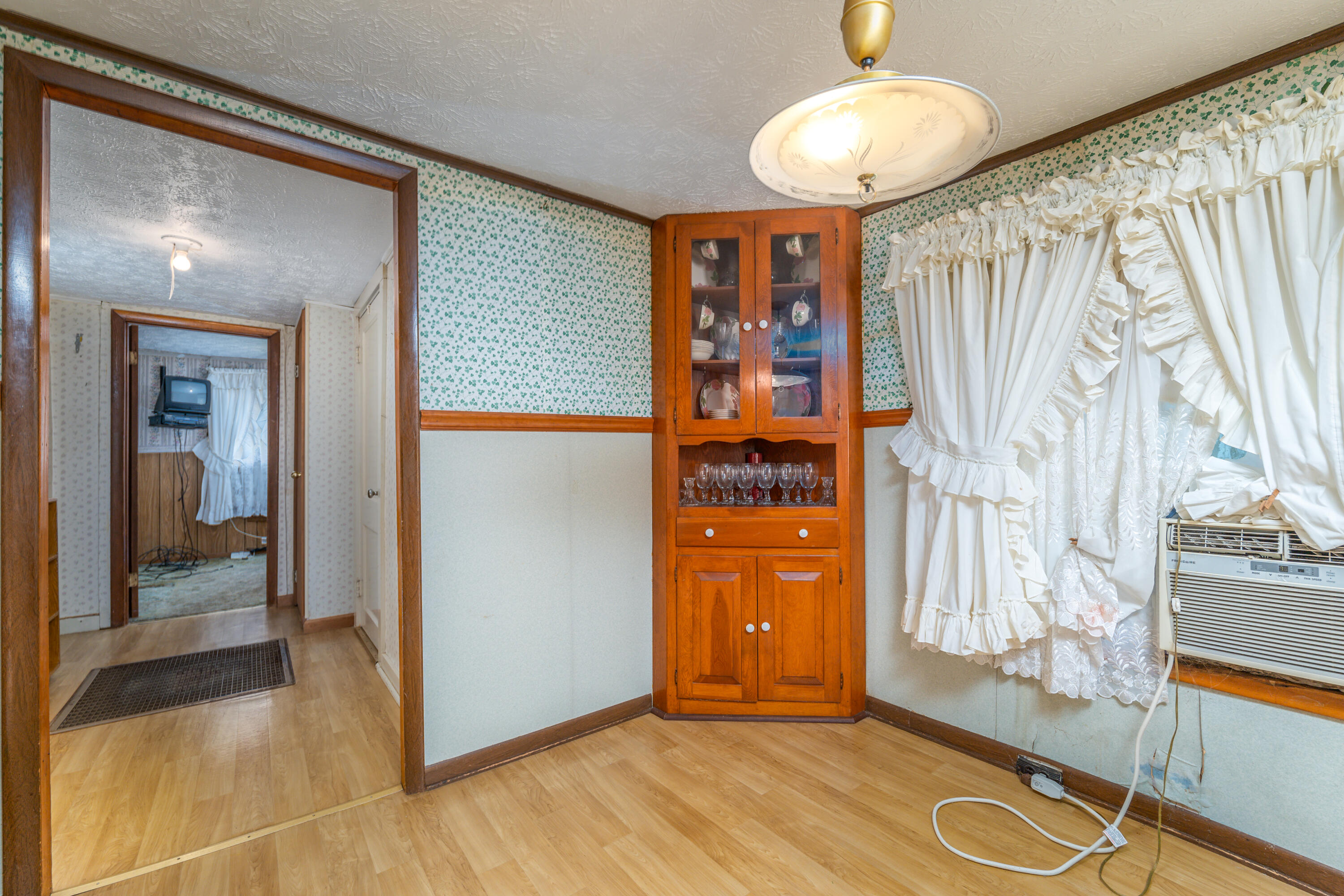 1190 Liberty Road West Liberty, KY 41472 - Photo 13 of 28 _1001468-Edit