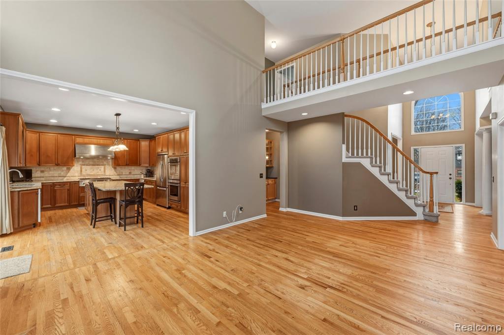 1028 Chesapeake Rochester Hills, MI 48307 - Photo 7 of 52