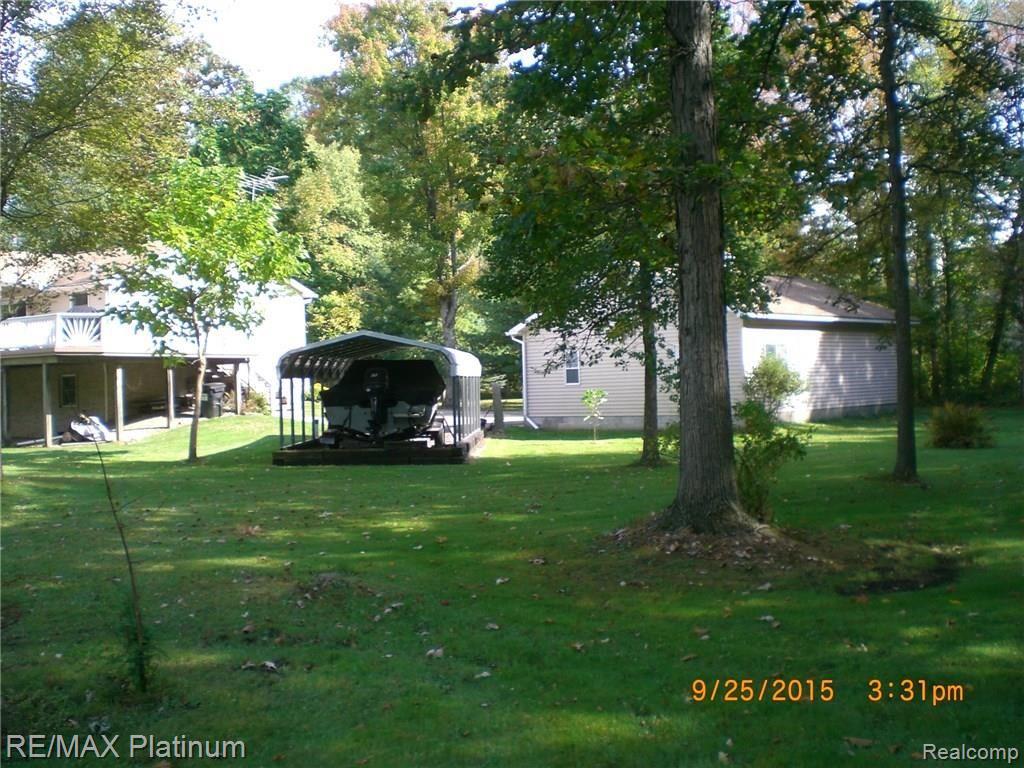 4450 Mason Road Howell, MI 48843 - Photo 8 of 24 howell6.JPG