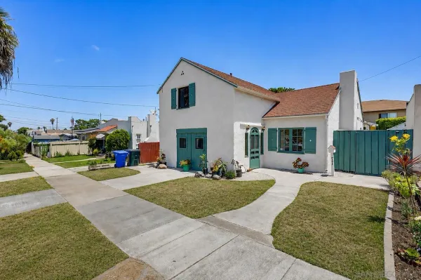 $699,000 | 527 K Avenue, National City, CA 91950