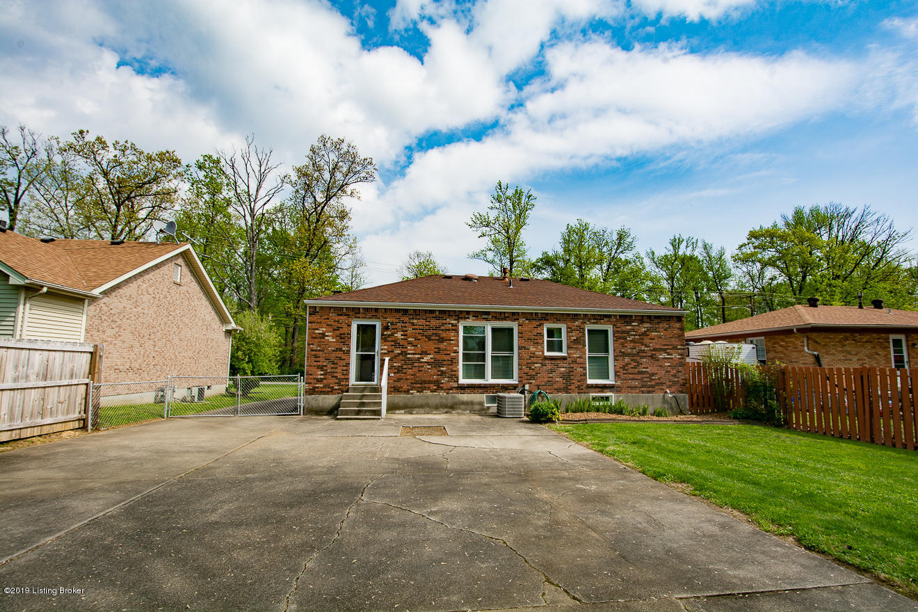 9614 Fairground Road Louisville, KY 40291 - Photo 29 of 38 Fairground-40