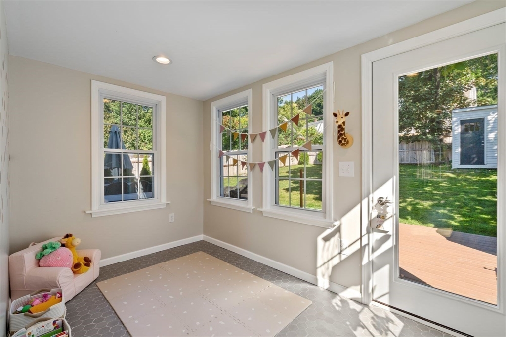 31 Broad Cove Road Hingham, MA 02043 - Photo 9 of 22 a very nice looking room with a bed and a window