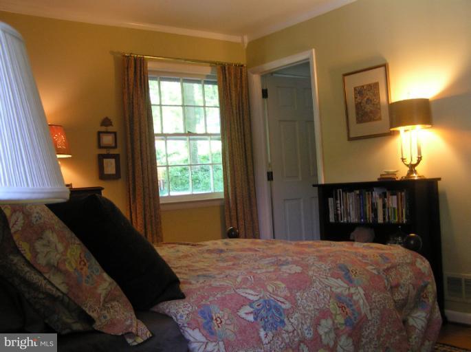 43 Sheridan Road Arnold, MD 21012 - Photo 17 of 26 Bedroom (Master)