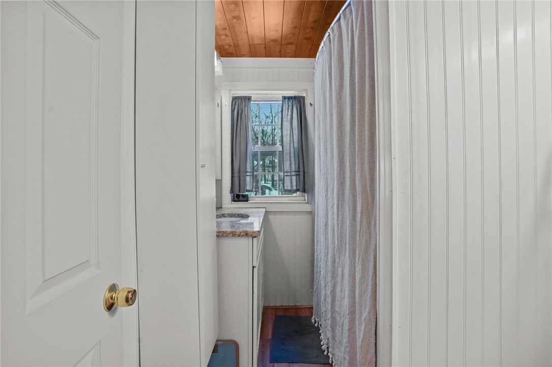 168 Knotty Oak Road Coventry, RI 02816 - Photo 17 of 42