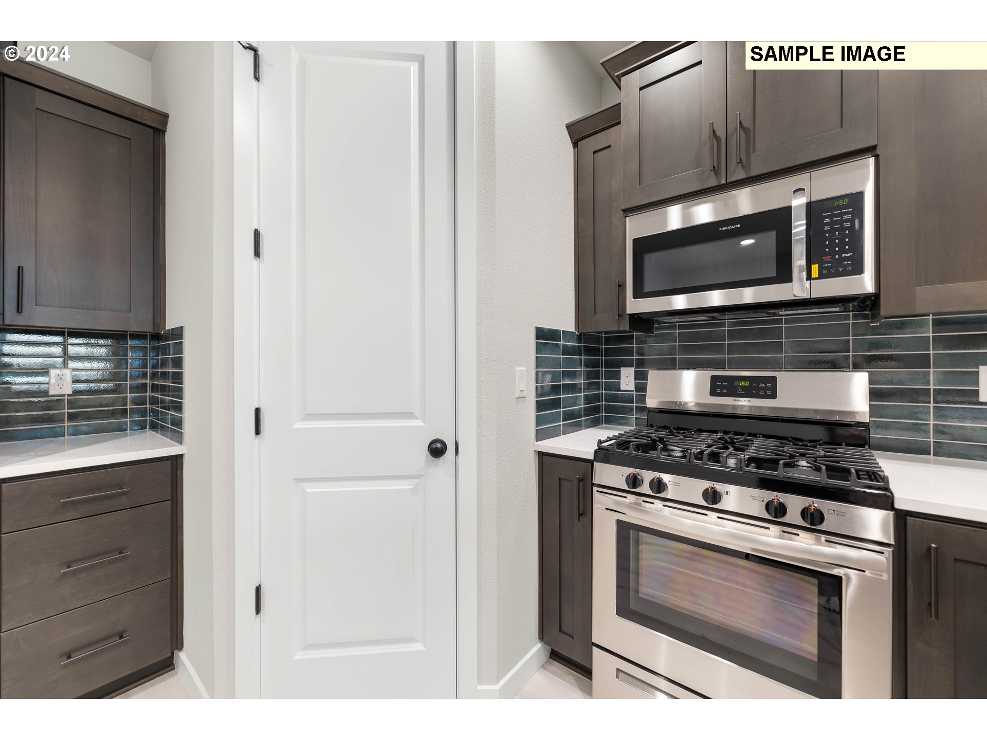 16755 Southeast Scouters Mountain Road, Unit 470 Happy Valley, OR 97086 - Photo 6 of 9