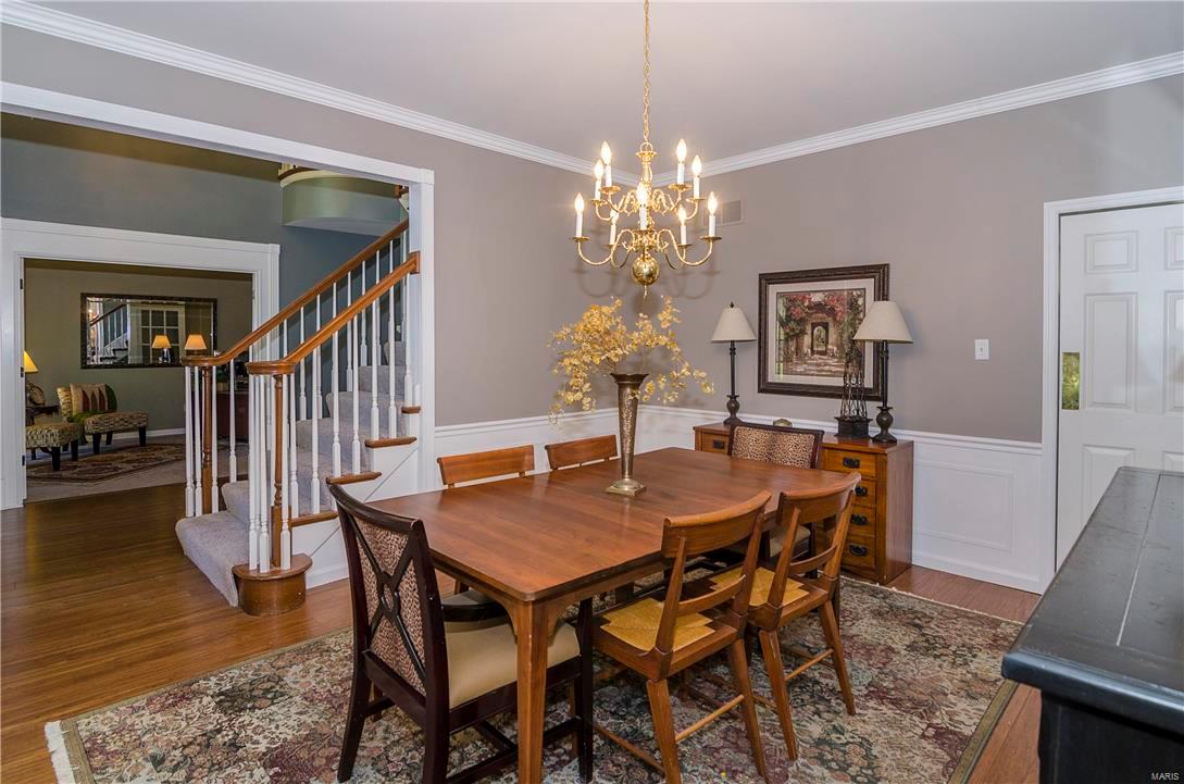 881 Castle Pines Drive Ballwin, MO 63021 - Photo 8 of 47 Gallery Image 8