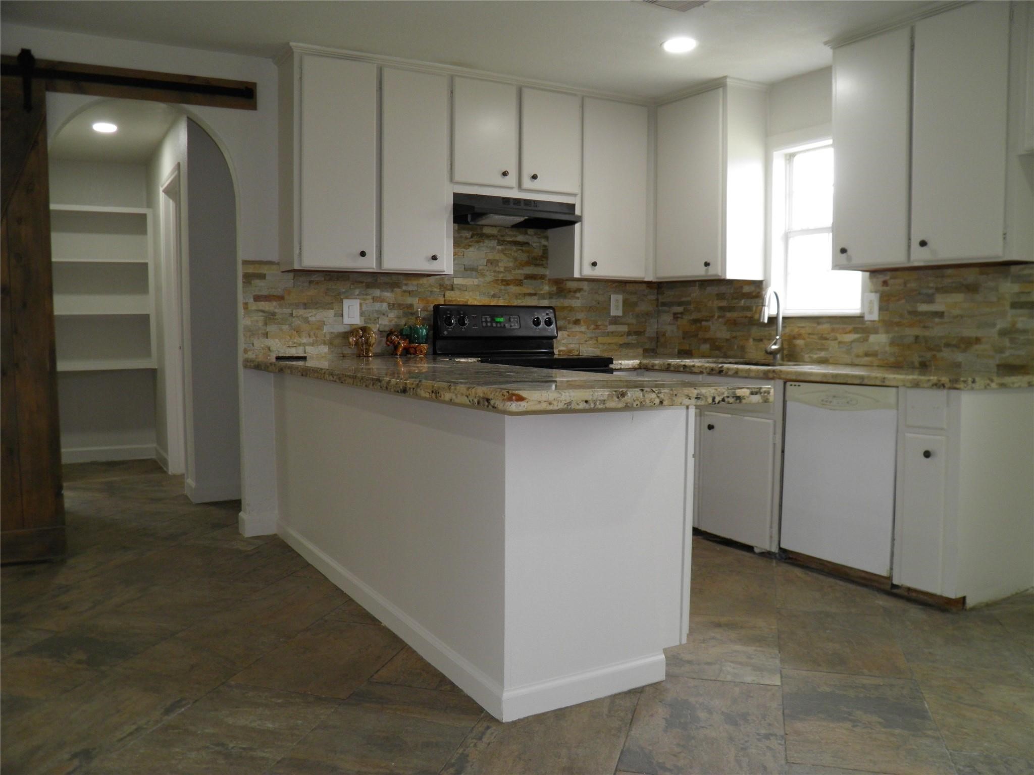 12617 Sunset Circle Santa Fe, TX 77510 - Photo 5 of 18