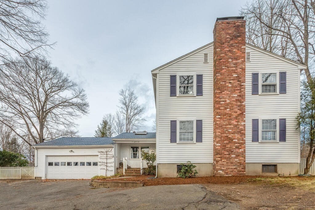 20 Argilla Road Ipswich, MA 01938 - Photo 27 of 33 front view of a house