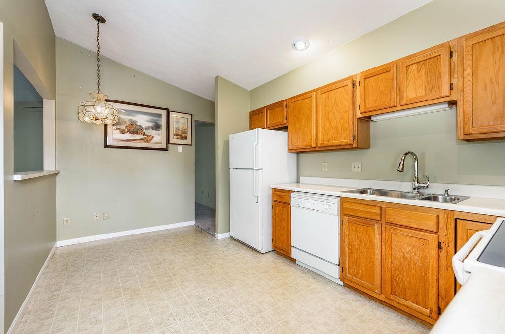3681 West Galbraith Road, Unit 27 Cincinnati, OH 45247 - Photo 22 of 39 Gallery Image 22