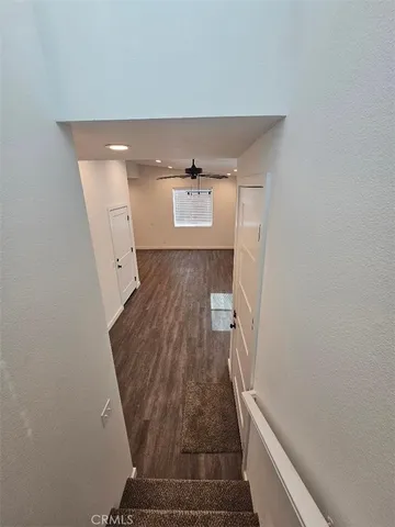 a view of a livingroom with an empty space