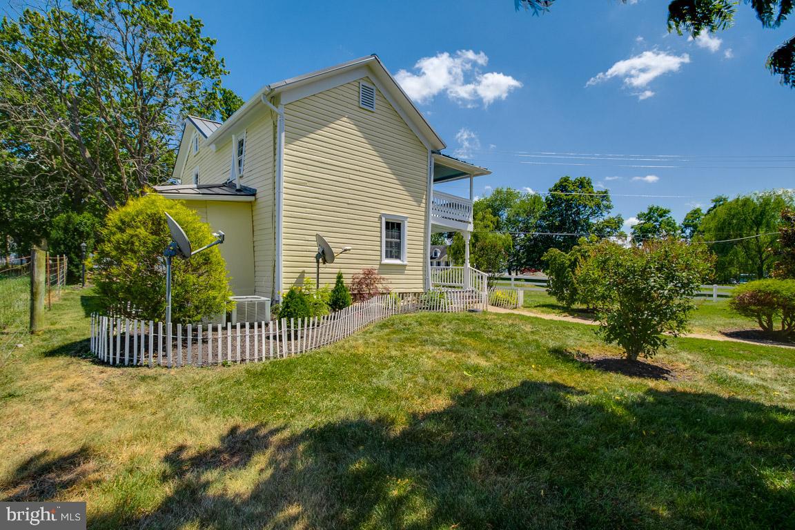 933 Berrys Ferry Road White Post, VA 22663 - Photo 17 of 64