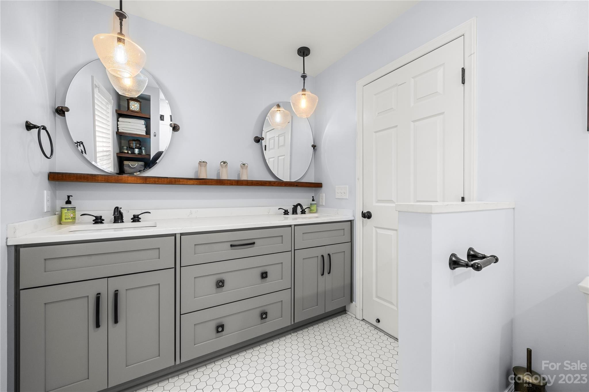 4425 Walker Road Charlotte, NC 28211 - Photo 24 of 39 Gallery Image 24