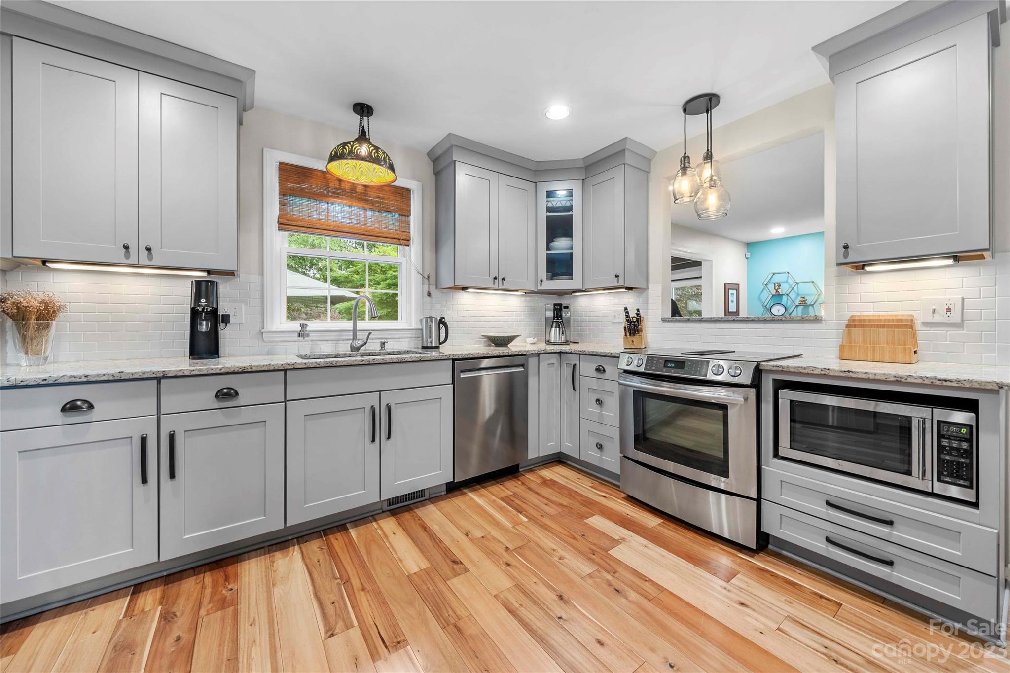 4425 Walker Road Charlotte, NC 28211 - Photo 9 of 39 Gallery Image 9